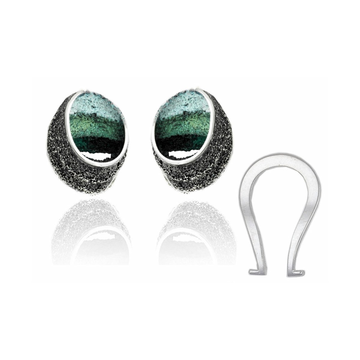 Emerald-green Sinera big earrings van Arior Barcelona