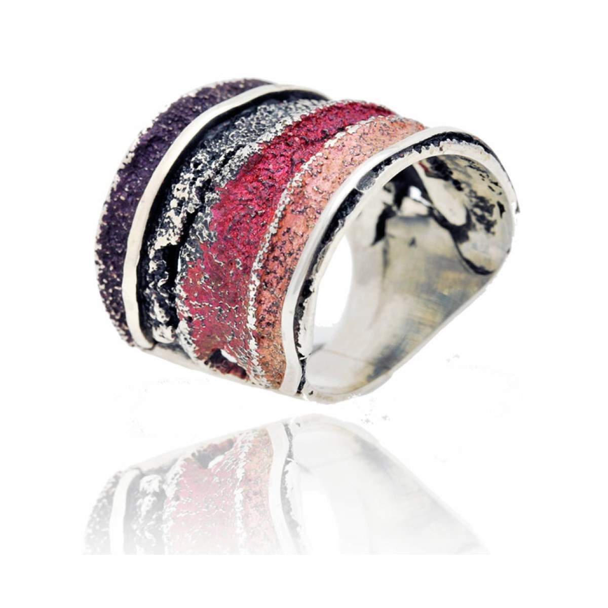 Big purple Sinera ring van Arior Barcelona