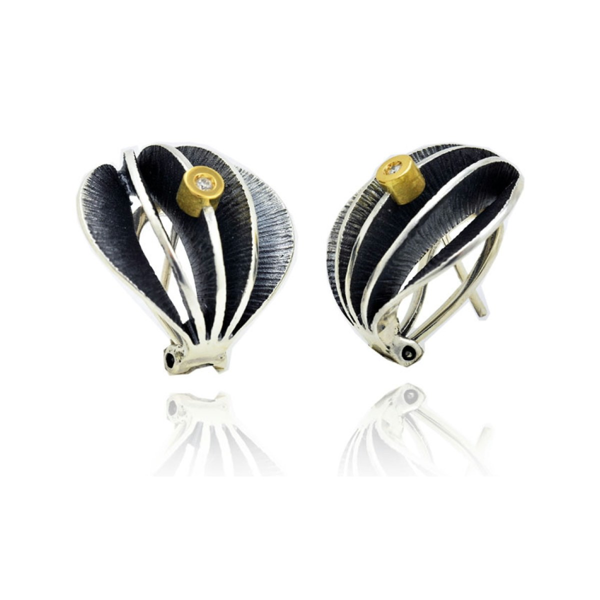 Trova earring van Arior Barcelona