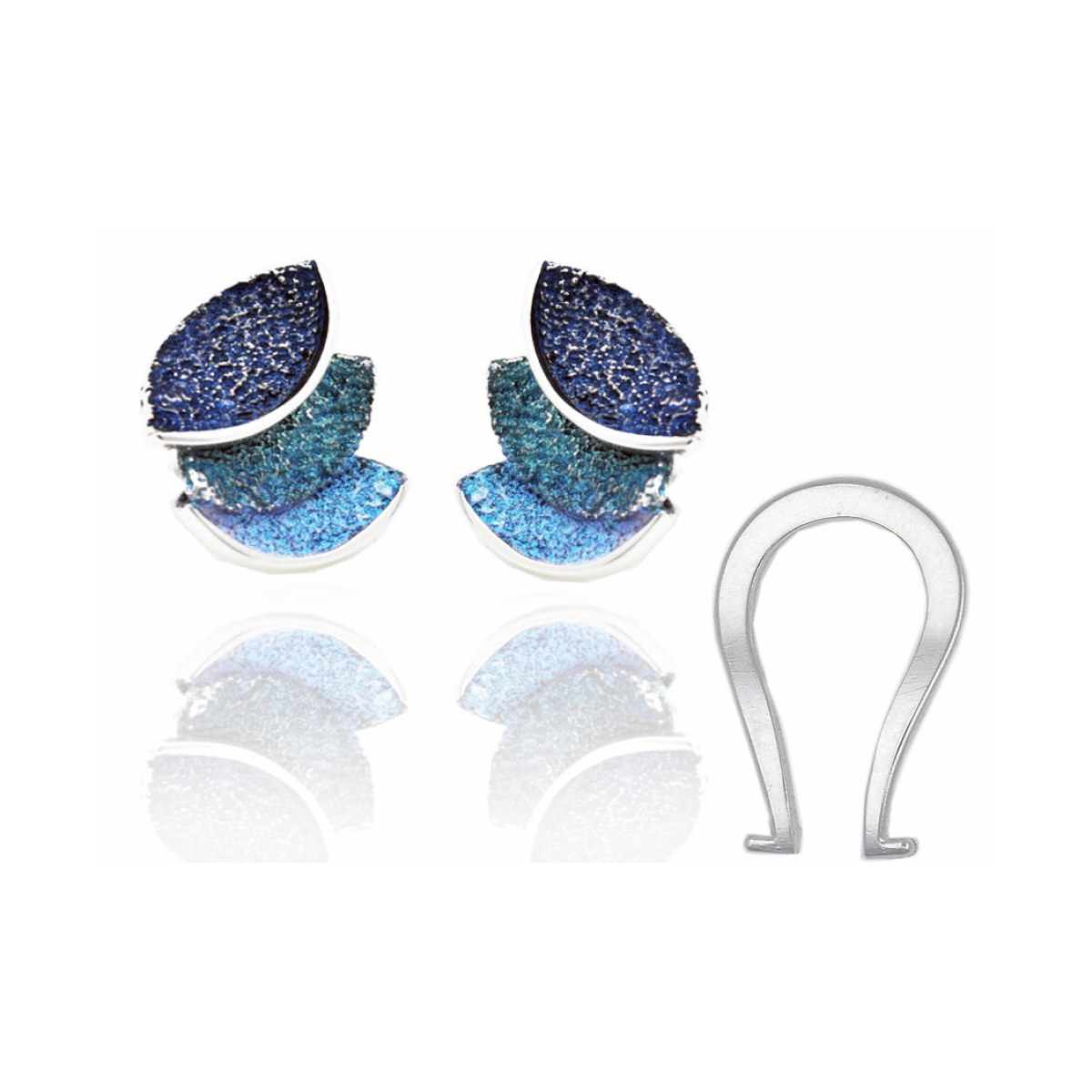 Blue Smile big earring van Arior Barcelona