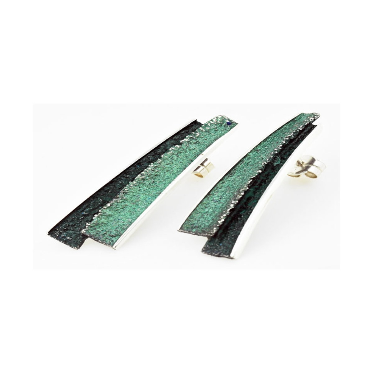 Big emerald-green Troia earrings van Arior Barcelona