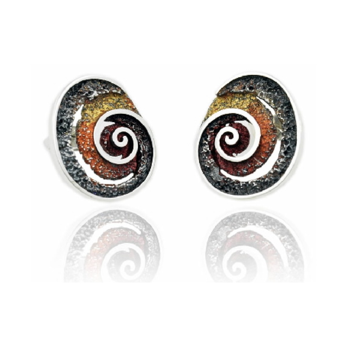 Ochre Riera big earrings van Arior Barcelona