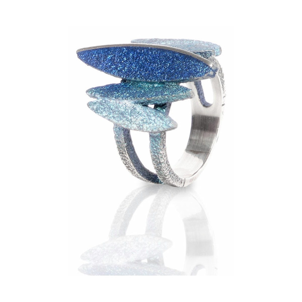 Lara blue ring van Arior Barcelona