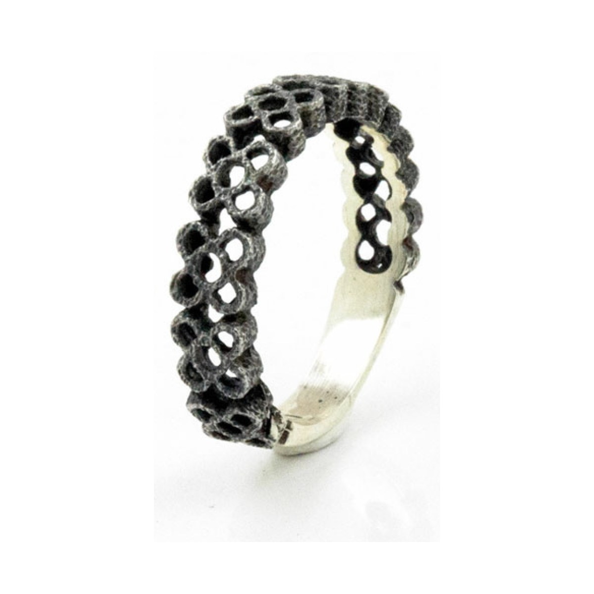Perforated Panot Wedding Ring van Arior Barcelona