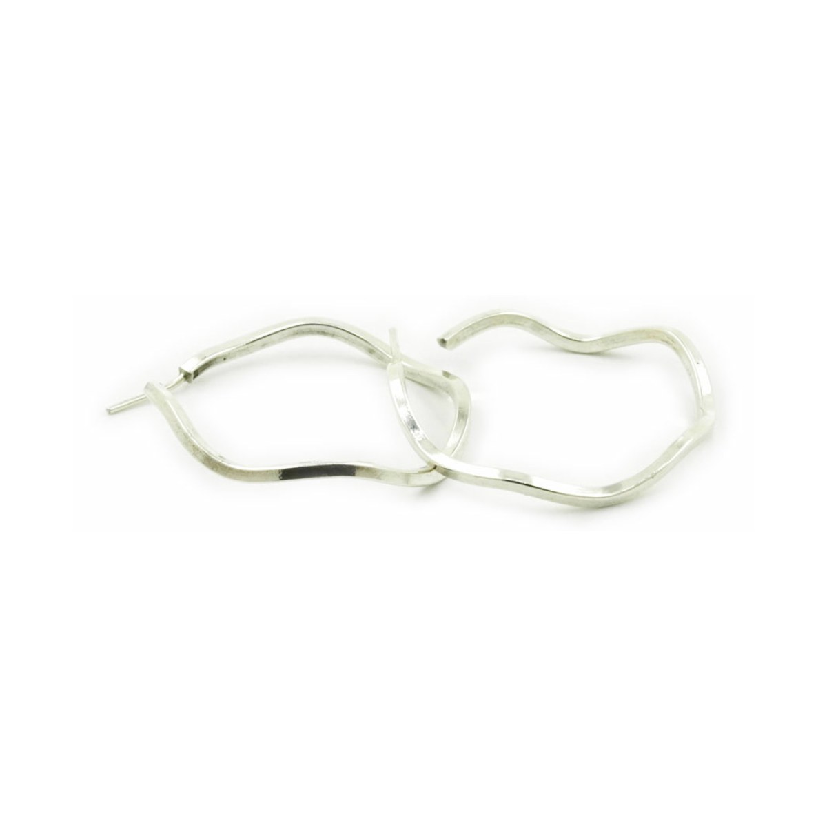 Simone large smooth earring van Arior Barcelona