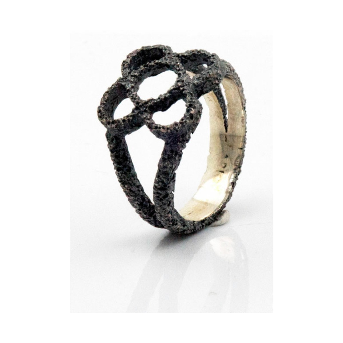 Perforated Panot Ring van Arior Barcelona