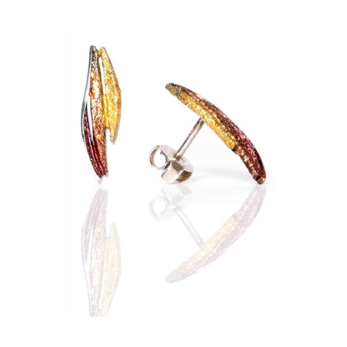 Bori ochre small earring van Arior Barcelona