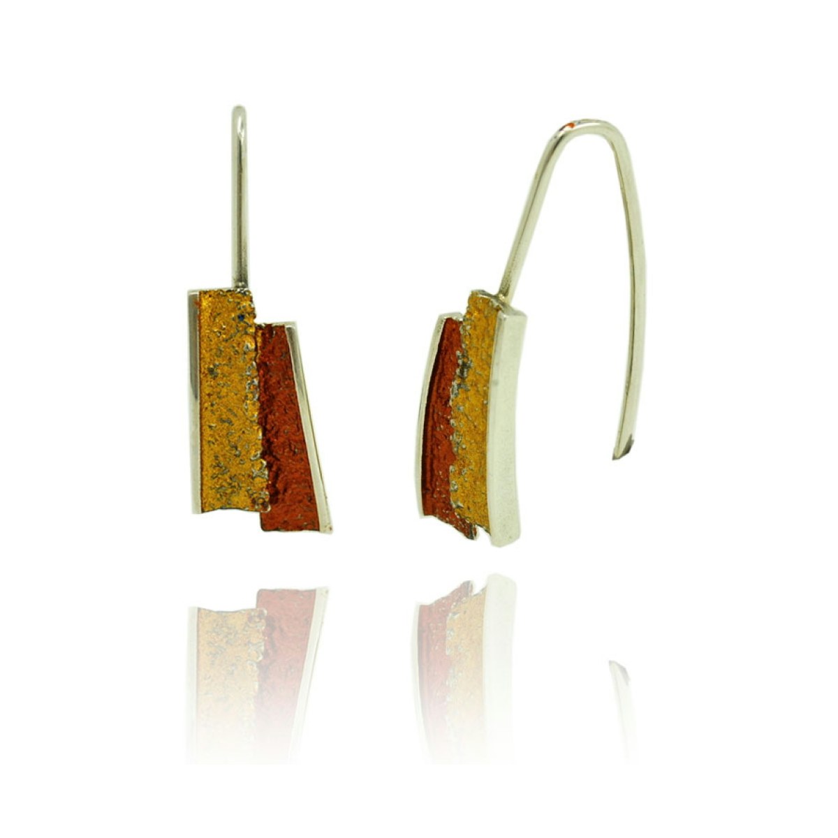 Small ochre Troia earrings van Arior Barcelona