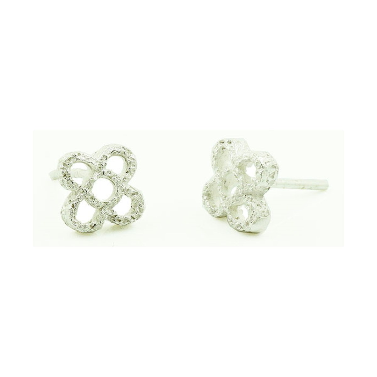 Medium Perforated Textured Panot Earrings van Arior Barcelona
