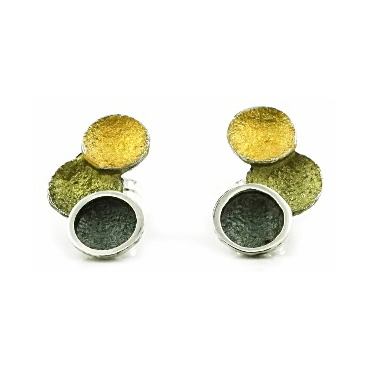 Singular green 3 round earring van Arior Barcelona