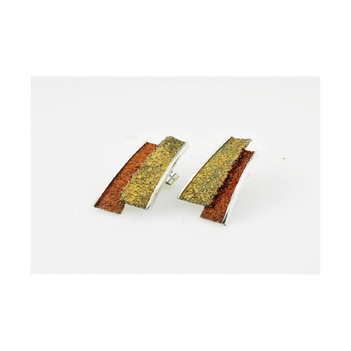 Medium ochre Troia earrings van Arior Barcelona