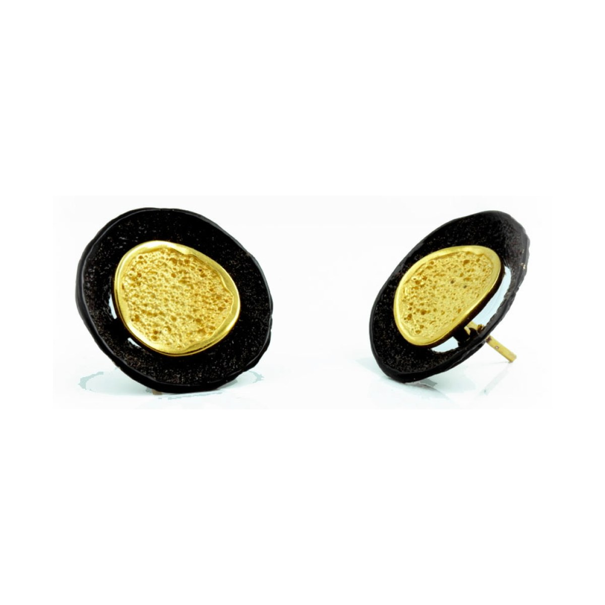 Runa GoldenBlack Premium big earring van Arior Barcelona