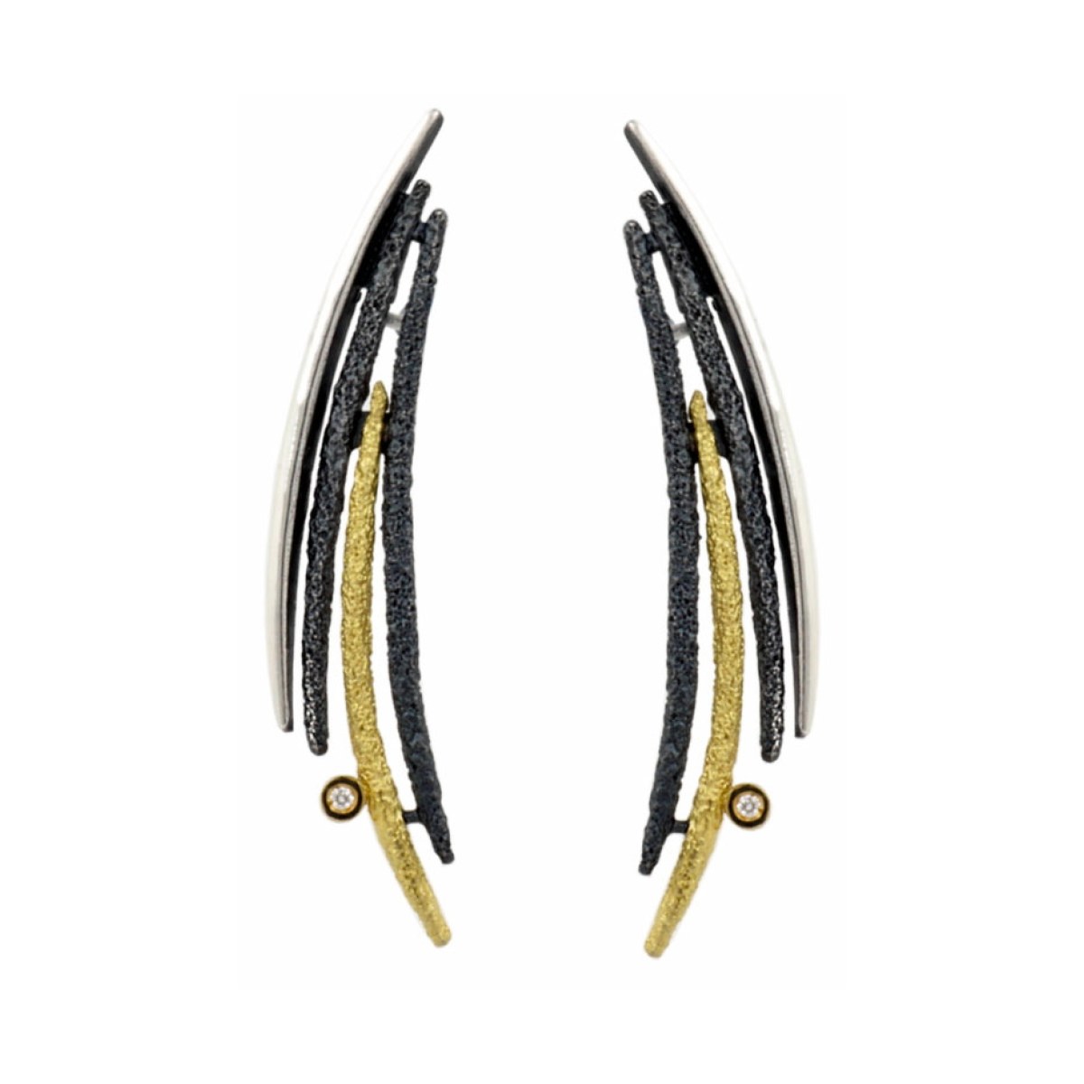 Dynamic big earring van Arior Barcelona