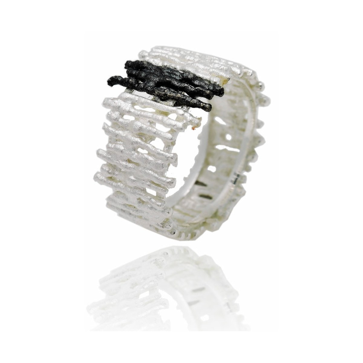 Diluvi big ring van Arior Barcelona