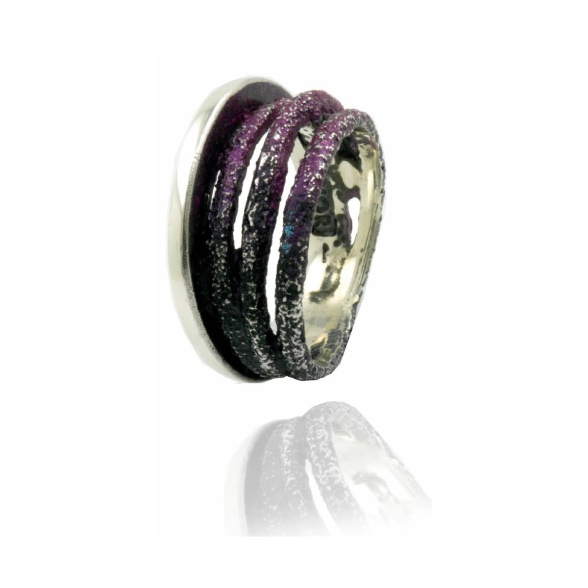 Dynamic violet little ring van Arior Barcelona