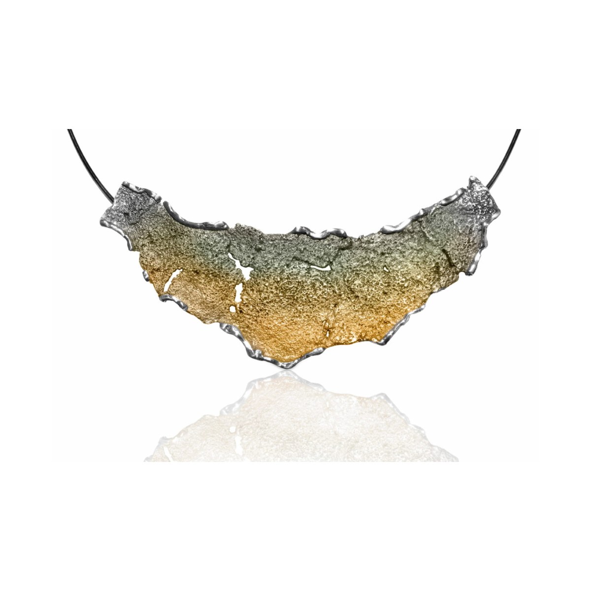 Intenzza Lichen-green big necklace van Arior Barcelona